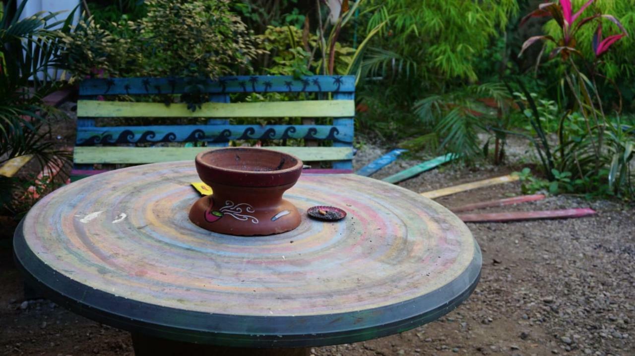 Hostel Tropico De Capricornio - Itagua Убатуба Екстериор снимка